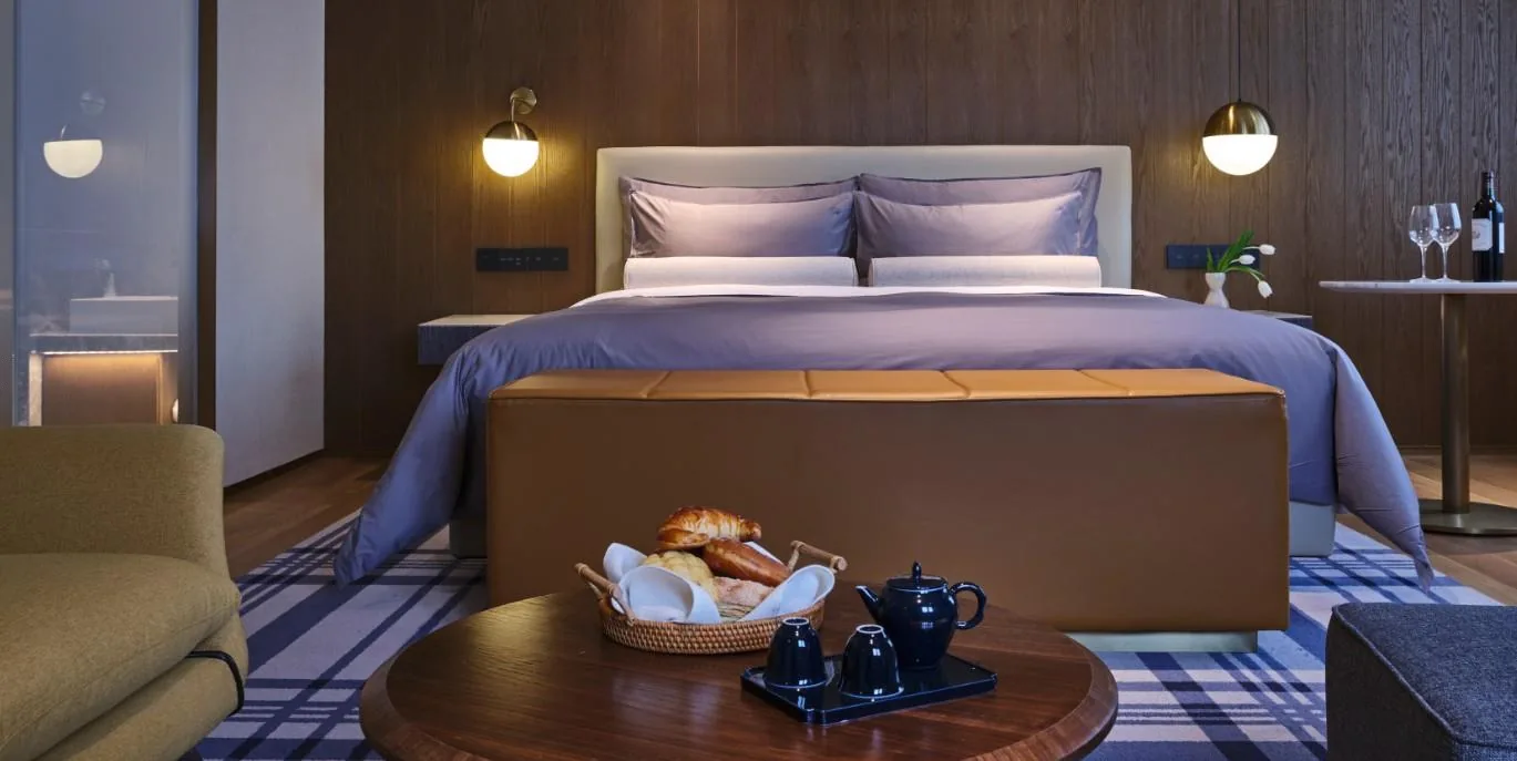 Shanghai Enran · Barony Hotel — interior detail